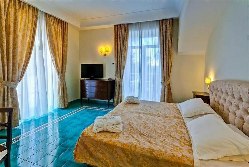 Hotel Regina Palace Terme Ischia Eksteriør bilde